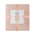 A single-sized blanket made in Turkey, with dimensions of 150 x 200 cm